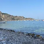Rosso Taormina 4*