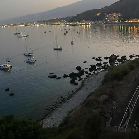 Rosso Taormina Penzion