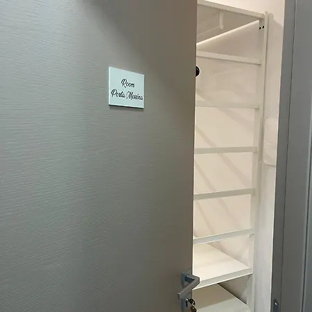 Rosso Taormina 招待所 贾迪尼-纳克索斯