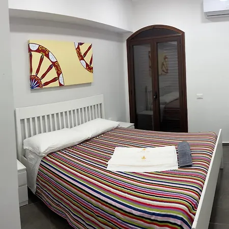 招待所 Rosso Taormina 贾迪尼-纳克索斯